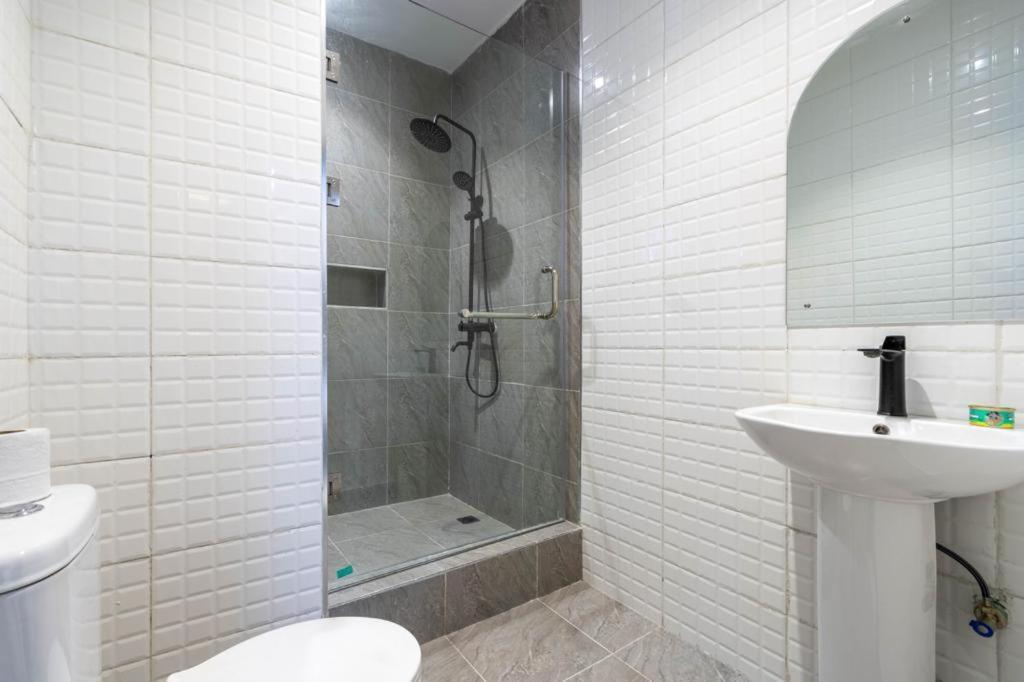 Villa Toscana Luxe Gra Port Harcourt Exterior photo