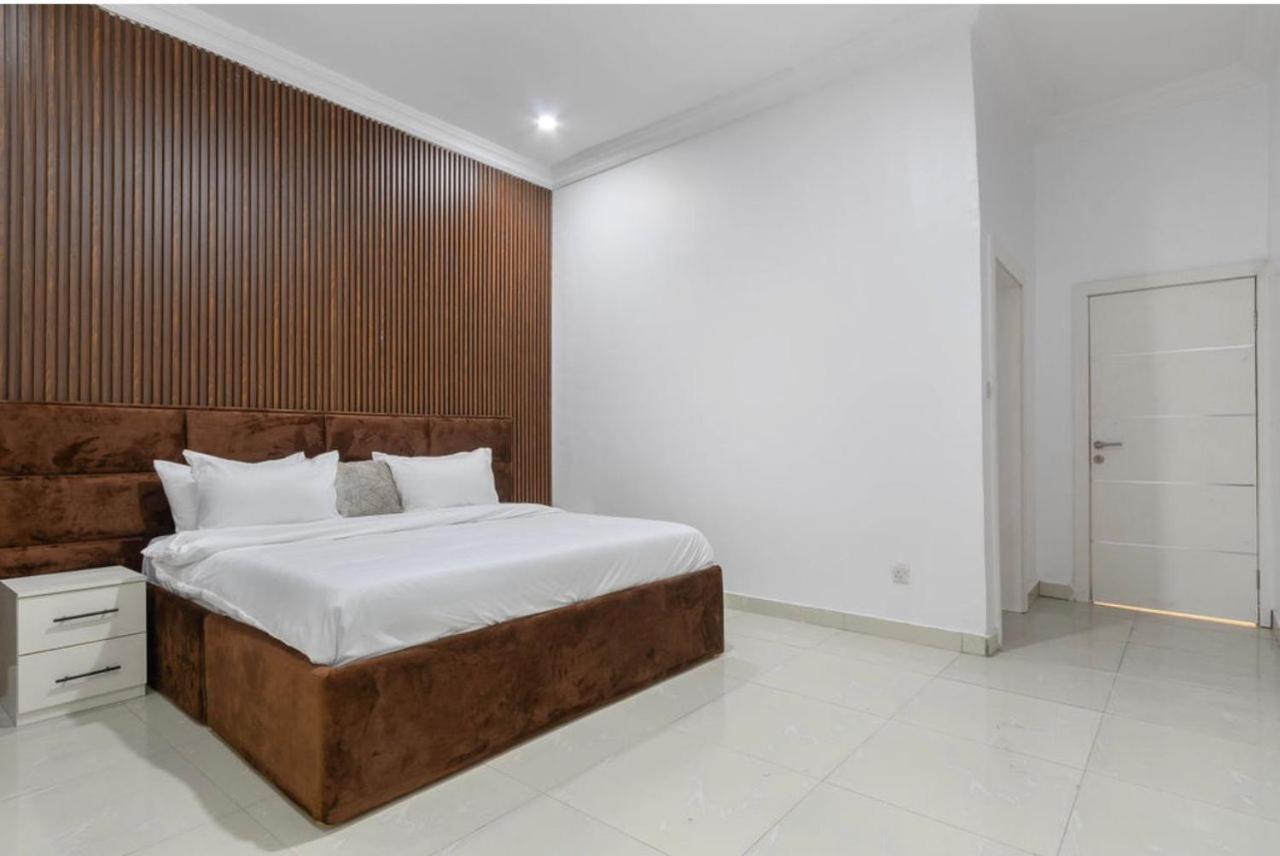 Villa Toscana Luxe Gra Port Harcourt Exterior photo